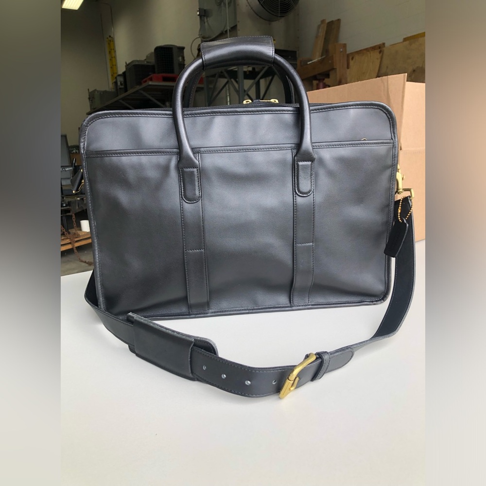 Vintage Coach Zip Top Compartment Briefcase Black Leather #0538 w/ hangtag